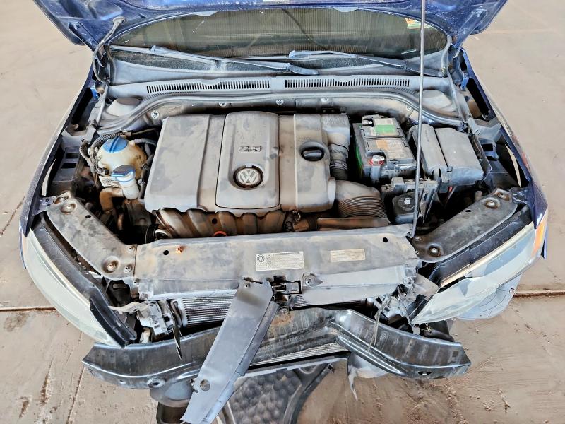 62267976 :رقم المزاد ، 3VWDP7AJ7DM358497 vin ، 2013 Volkswagen Jetta مزاد بيع