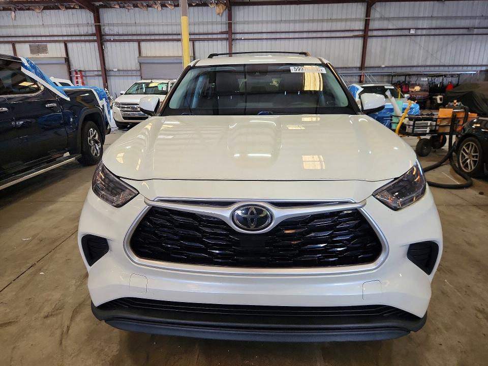 2021 Toyota Highlander მანქანა იყიდება აუქციონზე, vin: 5TDCZRAH3MS043018, აუქციონის ნომერი: 59970846
