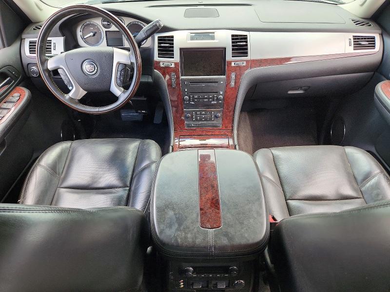2009 Cadillac Escalade მანქანა იყიდება აუქციონზე, vin: 3GYFK22269G213696, აუქციონის ნომერი: 59817596