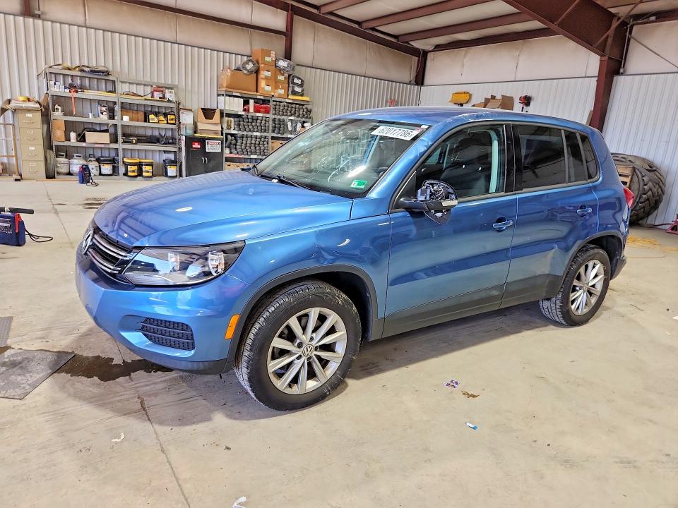 Auction sale of the 2018 Volkswagen Tiguan Limited, vin: WVGBV7AX9JK001762, lot number: 62017786