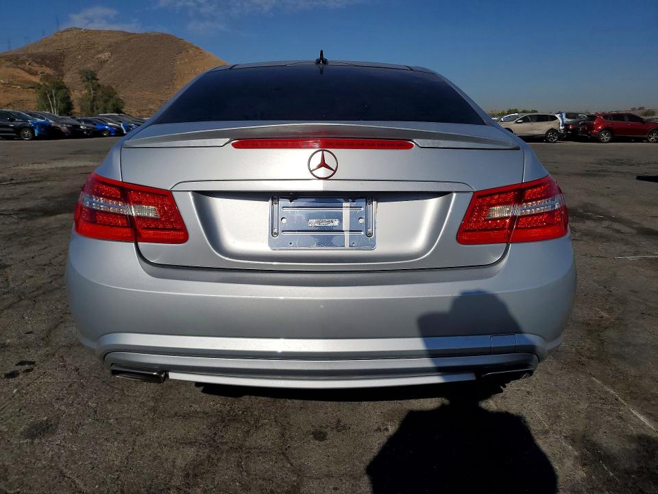 61368686 :رقم المزاد ، WDDKJ7CB5AF014783 vin ، 2010 Mercedes-benz E مزاد بيع