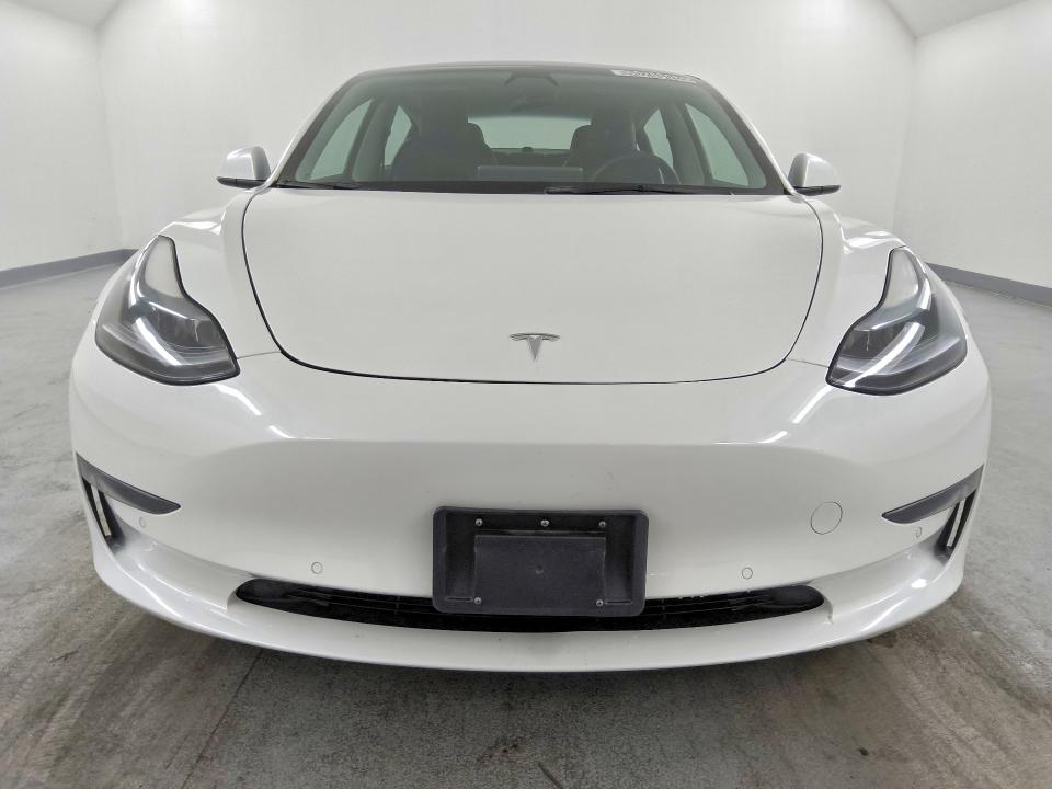 60268086 :رقم المزاد ، 5YJ3E1EA6NF191406 vin ، 2022 Tesla Model 3 مزاد بيع