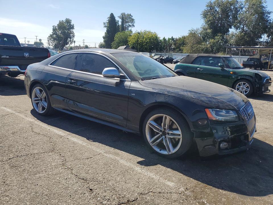 62618516 :رقم المزاد ، WAURV78T08A011082 vin ، 2008 Audi S5 مزاد بيع