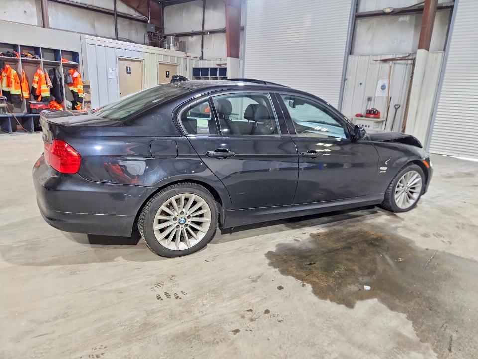 60656156 :رقم المزاد ، WBAPK7C50BA463601 vin ، 2011 Bmw 328 مزاد بيع