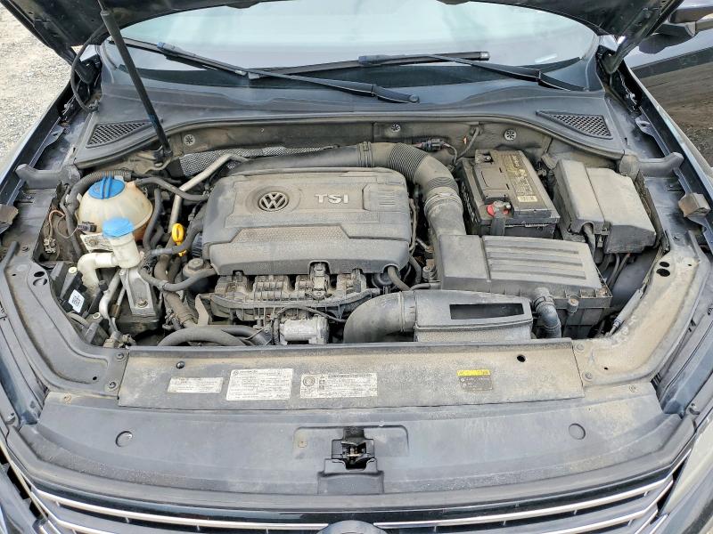 61725516 :رقم المزاد ، 1VWAT7A36HC077329 vin ، 2017 Volkswagen Passat مزاد بيع