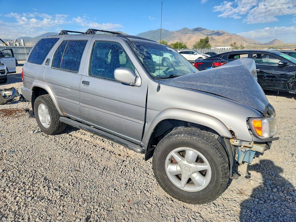 60077876 :رقم المزاد ، JN8DR09Y01W580708 vin ، 2001 Nissan Pathfinder مزاد بيع