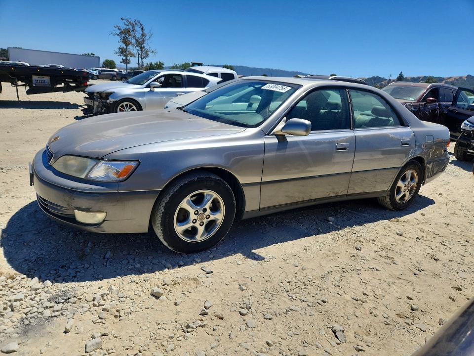 1997 Lexus Es მანქანა იყიდება აუქციონზე, vin: JT8BF22G6V0044541, აუქციონის ნომერი: 63004756