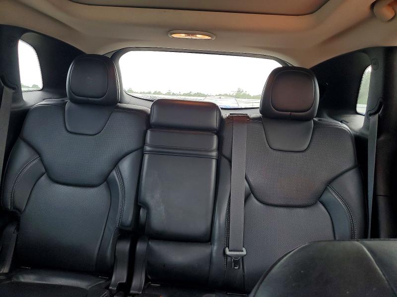 62392486 :رقم المزاد ، 1C4PJLDS4EW185215 vin ، 2014 Jeep Cherokee مزاد بيع