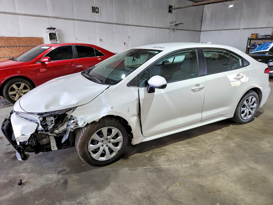59633646 :رقم المزاد ، 5YFEPMAE8MP149898 vin ، 2021 Toyota Corolla مزاد بيع