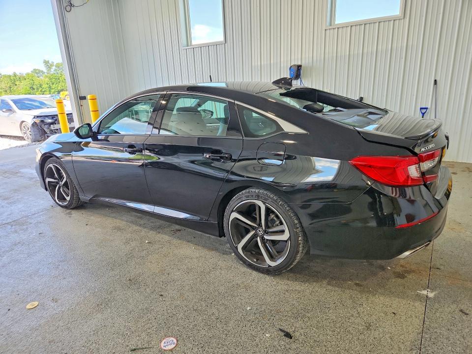 Продажа на аукционе авто 2022 Honda Accord, vin: 1HGCV1F37NA103229, номер лота: 62714916