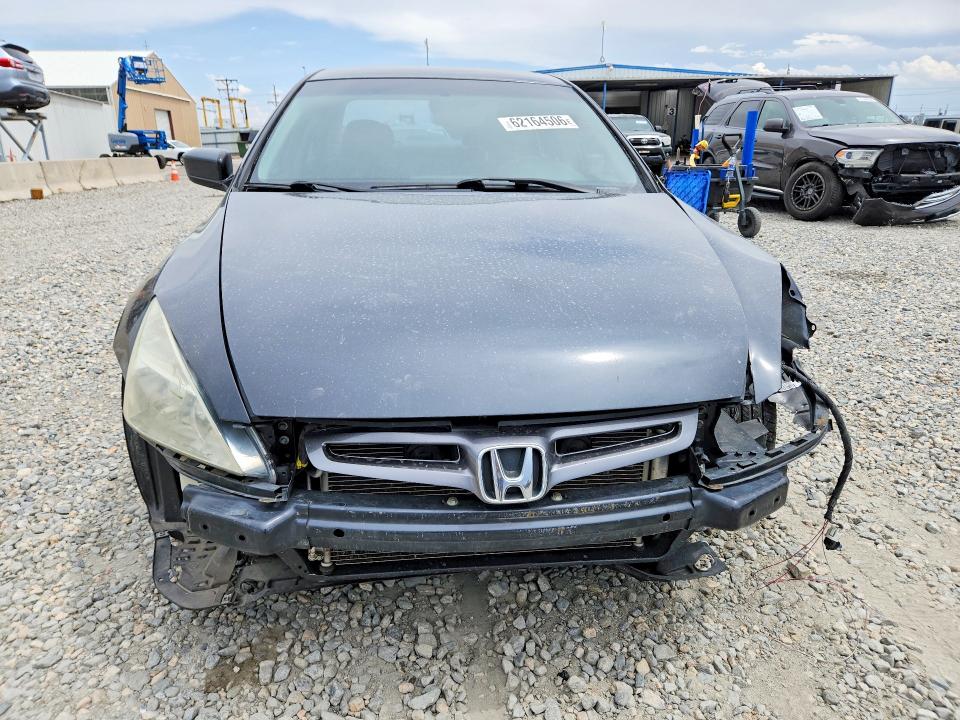 62164506 :رقم المزاد ، 1HGCM56445A155534 vin ، 2005 Honda Accord مزاد بيع