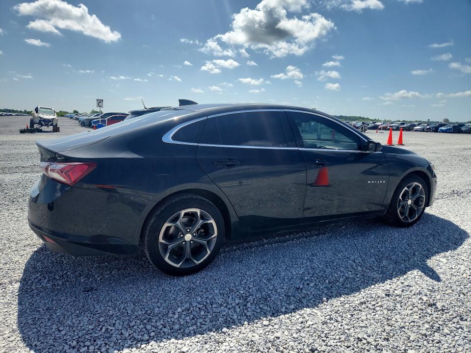 Продажа на аукционе авто 2021 Chevrolet Malibu, vin: 1G1ZD5ST8MF069188, номер лота: 62323346