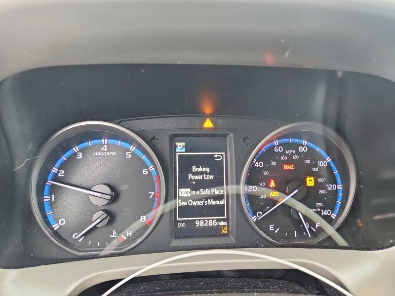 62406736 :رقم المزاد ، 2T3ZFREV2JW509101 vin ، 2018 Toyota Rav4 مزاد بيع
