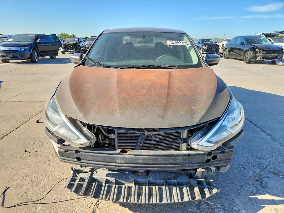 Продаж на аукціоні авто 2017 Nissan Sentra, vin: 3N1AB7AP6HY350742, номер лоту: 62593486