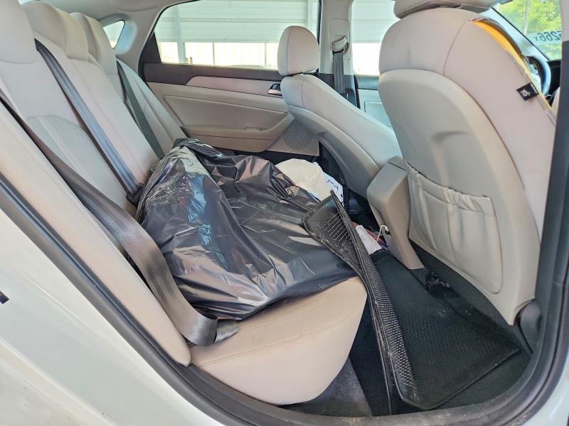 Продажа на аукционе авто 2018 Hyundai Sonata, vin: 5NPE34AF3JH611717, номер лота: 61925266