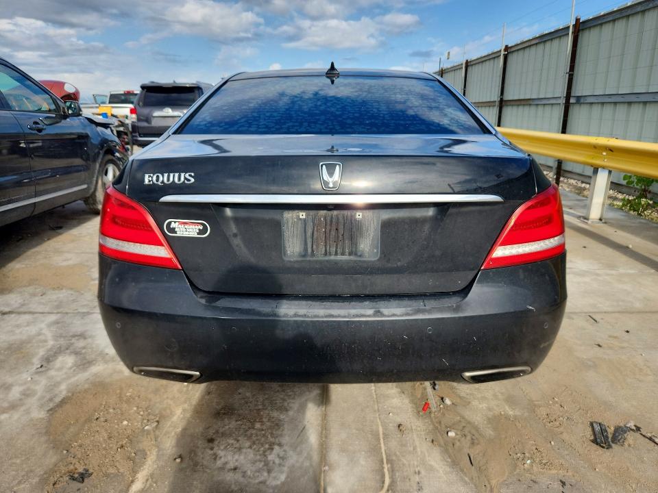 60790096 :رقم المزاد ، KMHGH4JH2FU095225 vin ، 2015 Hyundai Equus مزاد بيع