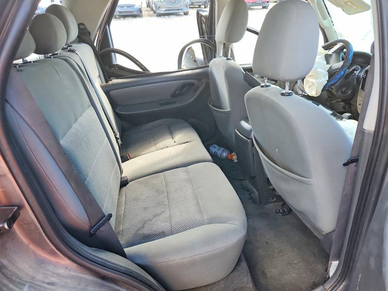 60434586 :رقم المزاد ، 1FMYU93196KC42634 vin ، 2006 Ford Escape مزاد بيع