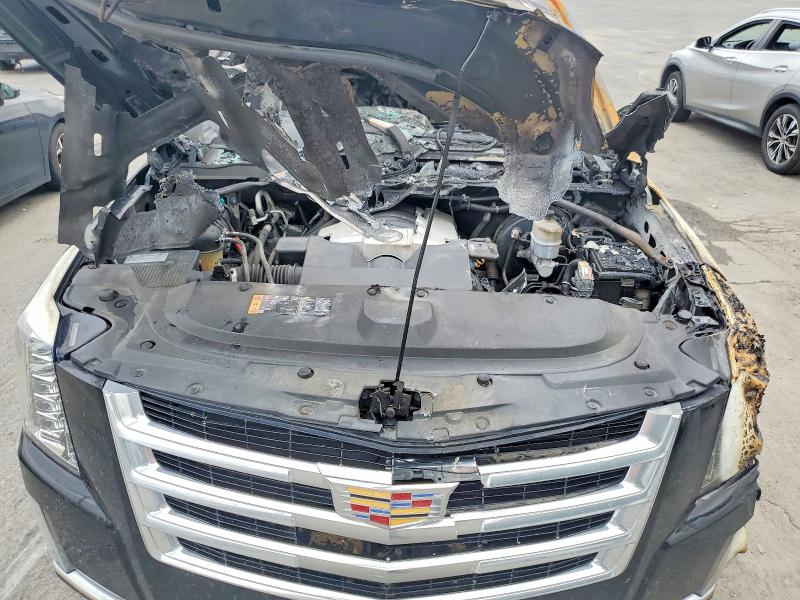 2020 Cadillac Escalade მანქანა იყიდება აუქციონზე, vin: 1GYS4BKJ3LR218359, აუქციონის ნომერი: 59872576