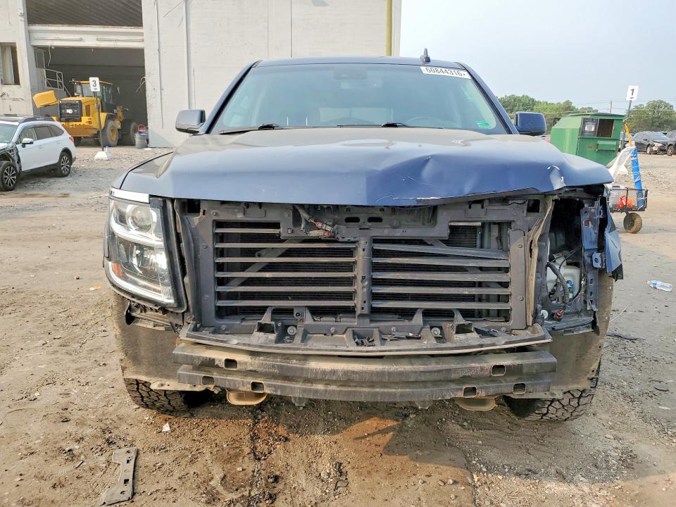 2019 Chevrolet Suburban მანქანა იყიდება აუქციონზე, vin: 1GNSKHKC1KR247610, აუქციონის ნომერი: 60844316