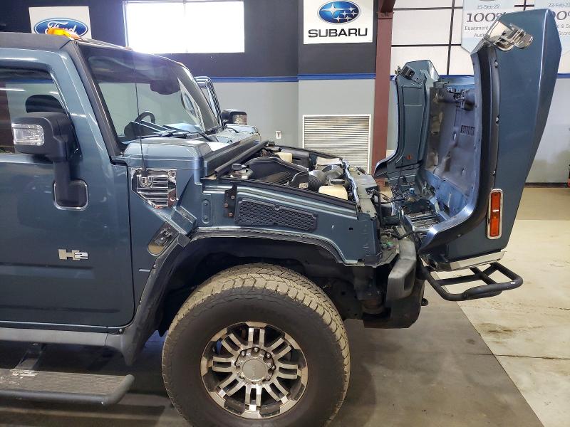 2005 Hummer H2 მანქანა იყიდება აუქციონზე, vin: 5GRGN23U65H100699, აუქციონის ნომერი: 60983396