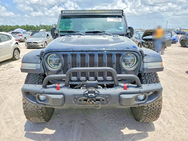 59137656 :رقم المزاد ، 1C4HJXFG7JW117926 vin ، 2018 Jeep Wrangler Unlimited مزاد بيع