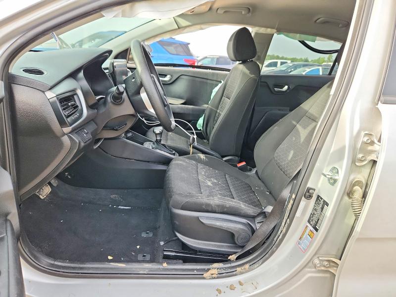 59642496 :رقم المزاد ، 3KPA24AD5NE458915 vin ، 2022 Kia Rio مزاد بيع