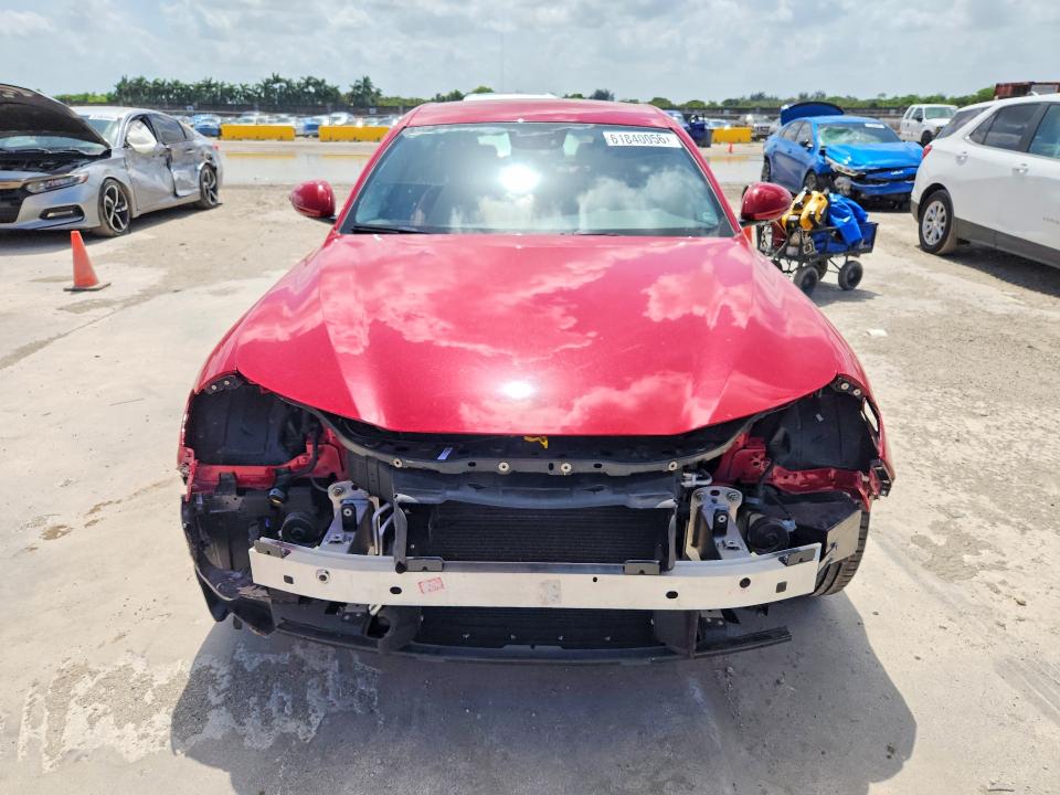 Продажа на аукционе авто 2017 Alfa Romeo Giulia, vin: ZARFAEBN4H7551571, номер лота: 61840056