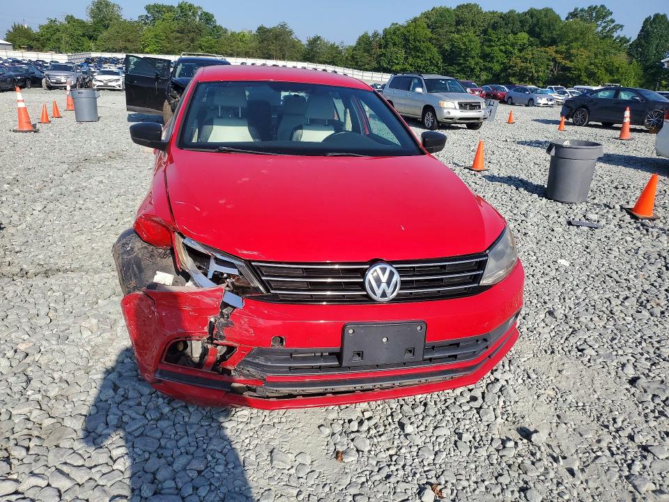 59623306 :رقم المزاد ، 3VWB17AJ4GM244230 vin ، 2016 Volkswagen Jetta مزاد بيع