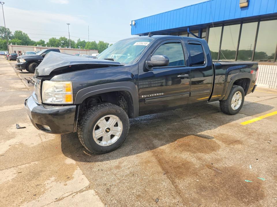 Продажа на аукционе авто 2009 Chevrolet Silverado, vin: 1GCEK29099Z275826, номер лота: 62356246
