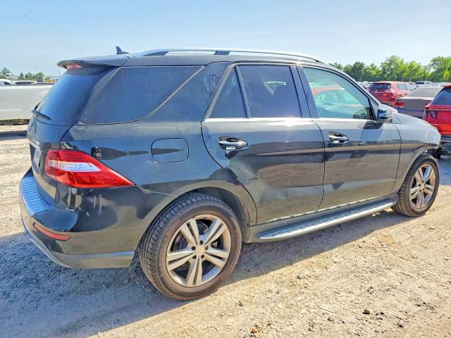61441576 :رقم المزاد ، 4JGDA5JB4DA175309 vin ، 2013 Mercedes-benz Ml مزاد بيع