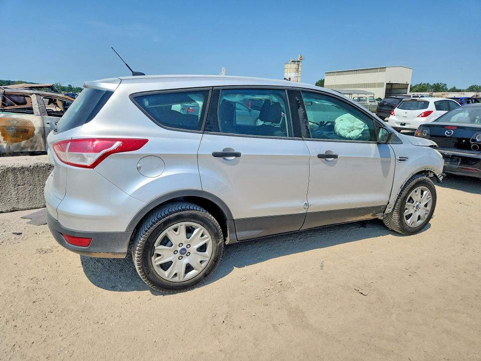 61974966 :رقم المزاد ، 1FMCU0F74DUC23481 vin ، 2013 Ford Escape مزاد بيع