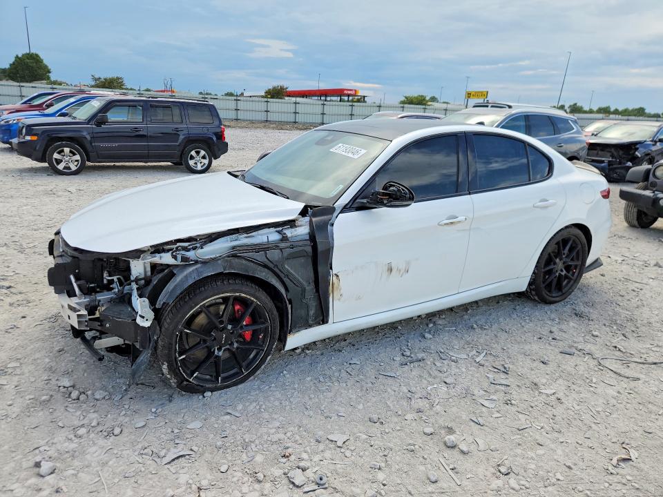 Продаж на аукціоні авто 2021 Alfa Romeo Giulia, vin: ZARFANBN7M7644286, номер лоту: 61193046