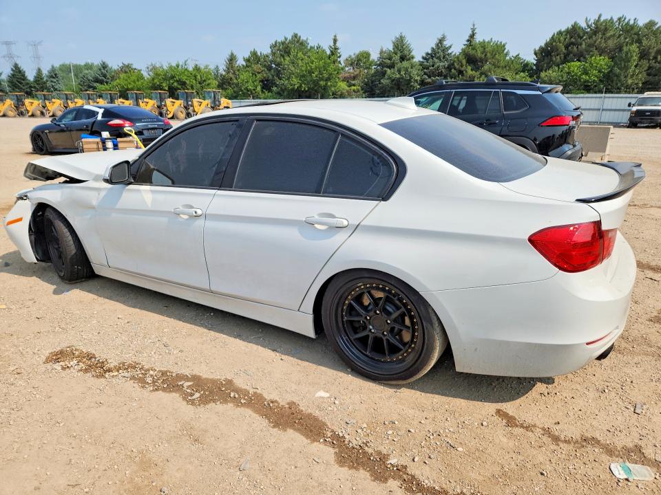 61486846 :رقم المزاد ، WBA3B9G54DNP39732 vin ، 2013 Bmw 335 مزاد بيع