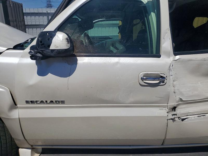 2005 Cadillac Escalade მანქანა იყიდება აუქციონზე, vin: 1GYEK63N15R205155, აუქციონის ნომერი: 61711446