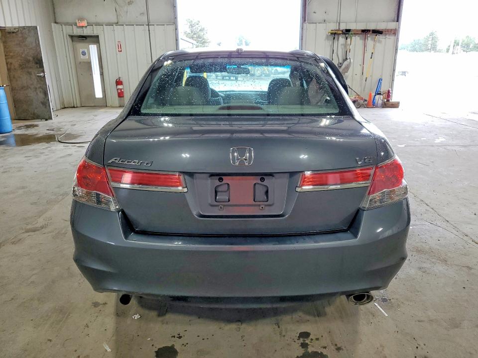 Aukcja sprzedaży 2011 Honda Accord, vin: 1HGCP3F89BA003940, numer aukcji: 61931806