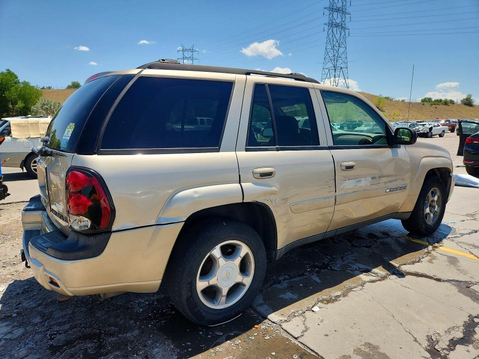 60989426 :رقم المزاد ، 1GNDT13S342201999 vin ، 2004 Chevrolet Trailblazer مزاد بيع