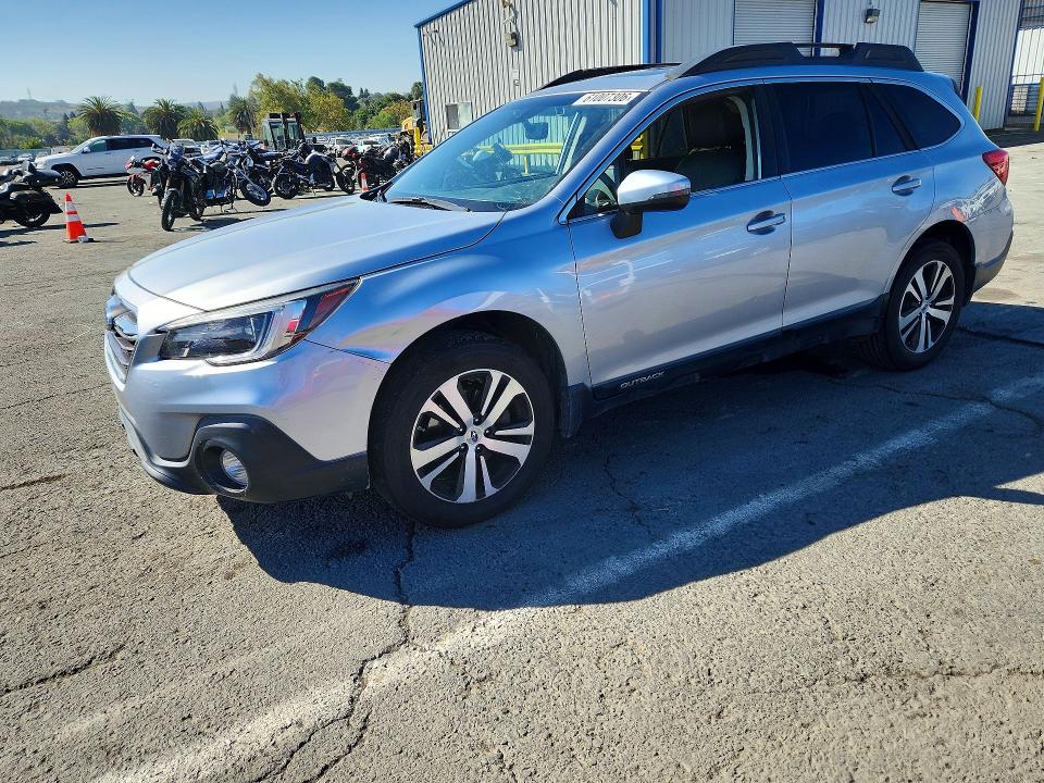 Продажа на аукционе авто 2018 Subaru Outback, vin: 4S4BSANC8J3239058, номер лота: 61007306