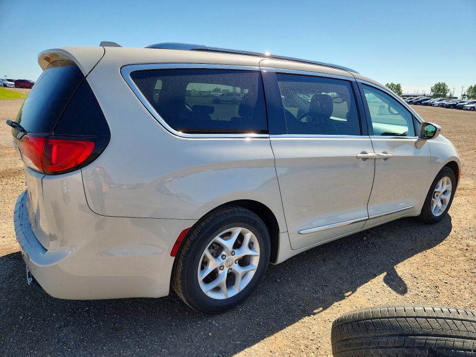 2017 Chrysler Pacifica მანქანა იყიდება აუქციონზე, vin: 2C4RC1EG2HR754240, აუქციონის ნომერი: 59972936