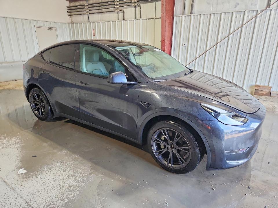 59997956 :رقم المزاد ، 7SAYGDEE9SF318510 vin ، 2025 Tesla Model Y مزاد بيع
