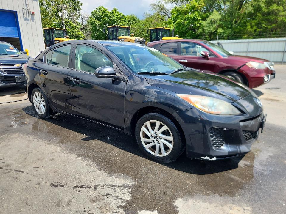 Продажа на аукционе авто 2013 Mazda 3, vin: JM1BL1WP4D1737423, номер лота: 62324646