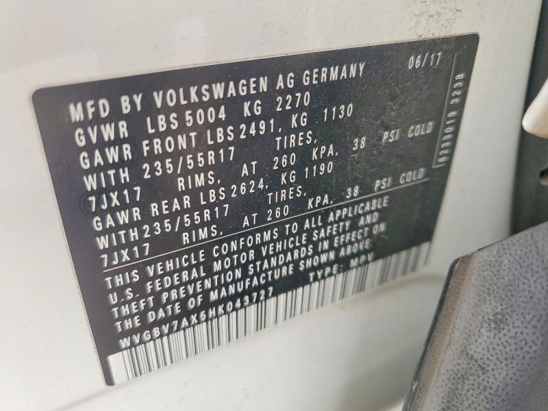 61088646 :رقم المزاد ، WVGBV7AX5HK043727 vin ، 2017 Volkswagen Tiguan مزاد بيع