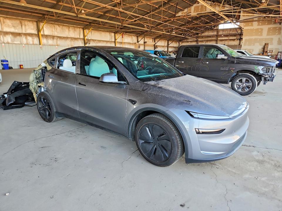 60206406 :رقم المزاد ، 7SAYGDED8TF575439 vin ، 2026 Tesla Model Y مزاد بيع