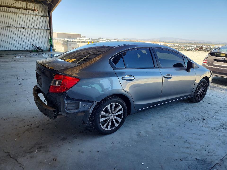 Продаж на аукціоні авто 2012 Honda Civic, vin: 19XFB2F83CE058824, номер лоту: 61805876