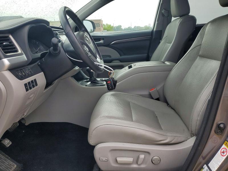 62963696 :رقم المزاد ، 5TDDKRFH0FS102482 vin ، 2015 Toyota Highlander مزاد بيع
