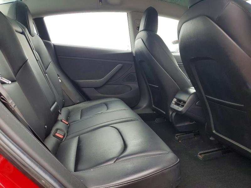 59819676 :رقم المزاد ، 5YJ3E1EA8JF012941 vin ، 2018 Tesla Model 3 مزاد بيع