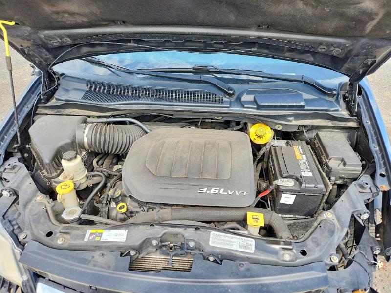 2014 Chrysler Town & Country მანქანა იყიდება აუქციონზე, vin: 2C4RC1BG1ER348062, აუქციონის ნომერი: 63125076