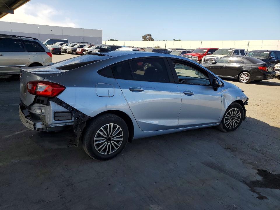 Aukcja sprzedaży 2018 Chevrolet Cruze, vin: 1G1BC5SM7J7135765, numer aukcji: 62810856
