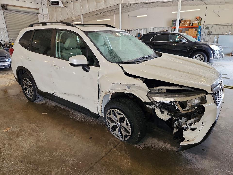 2019 Subaru Forester მანქანა იყიდება აუქციონზე, vin: JF2SKAEC1KH539132, აუქციონის ნომერი: 62017176