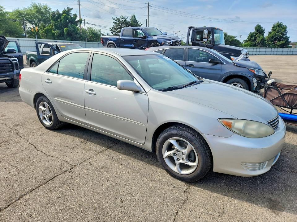 Продажа на аукционе авто 2005 Toyota Camry, vin: 4T1BE30K75U019007, номер лота: 60304376