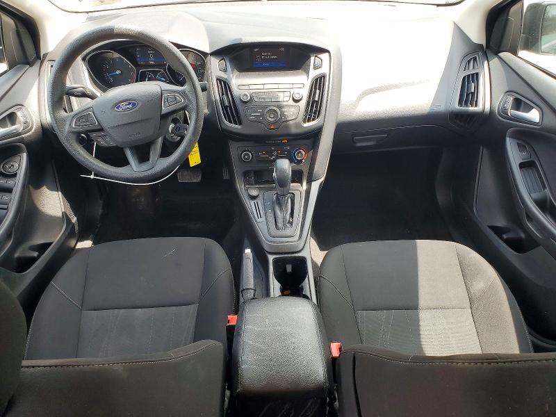 62449326 :رقم المزاد ، 1FADP3F29JL328255 vin ، 2018 Ford Focus مزاد بيع